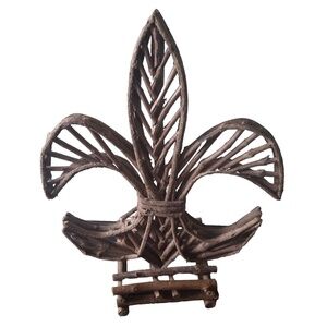 Vintage Natural Grapevine Twig Fleur De Lis, Boho Home Decor